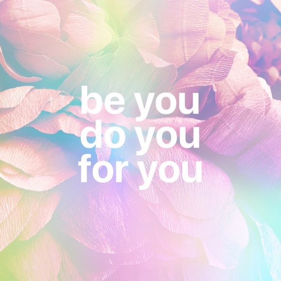 Meet your posher, Lili! - Picture 1 of 1